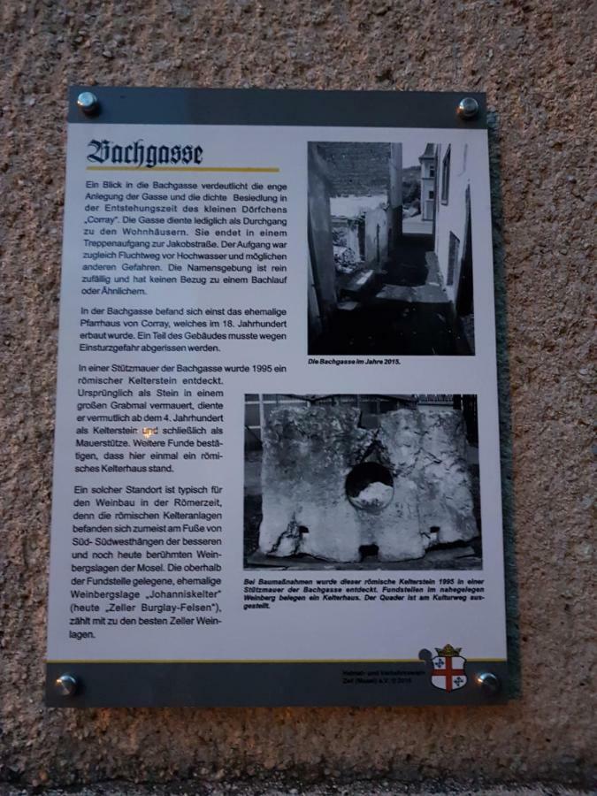 Haus Am Bachgasse - Haus Von 1777 Mit Sauna Zell Extérieur photo